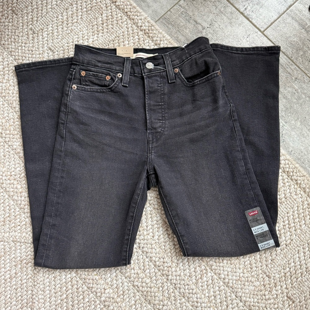 LEVI’S Wedgie Straight Fit Women’s Jeans Black W25 x L28